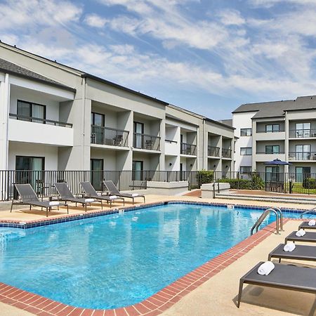 Courtyard By Marriott Memphis Airport Hotel Exterior foto