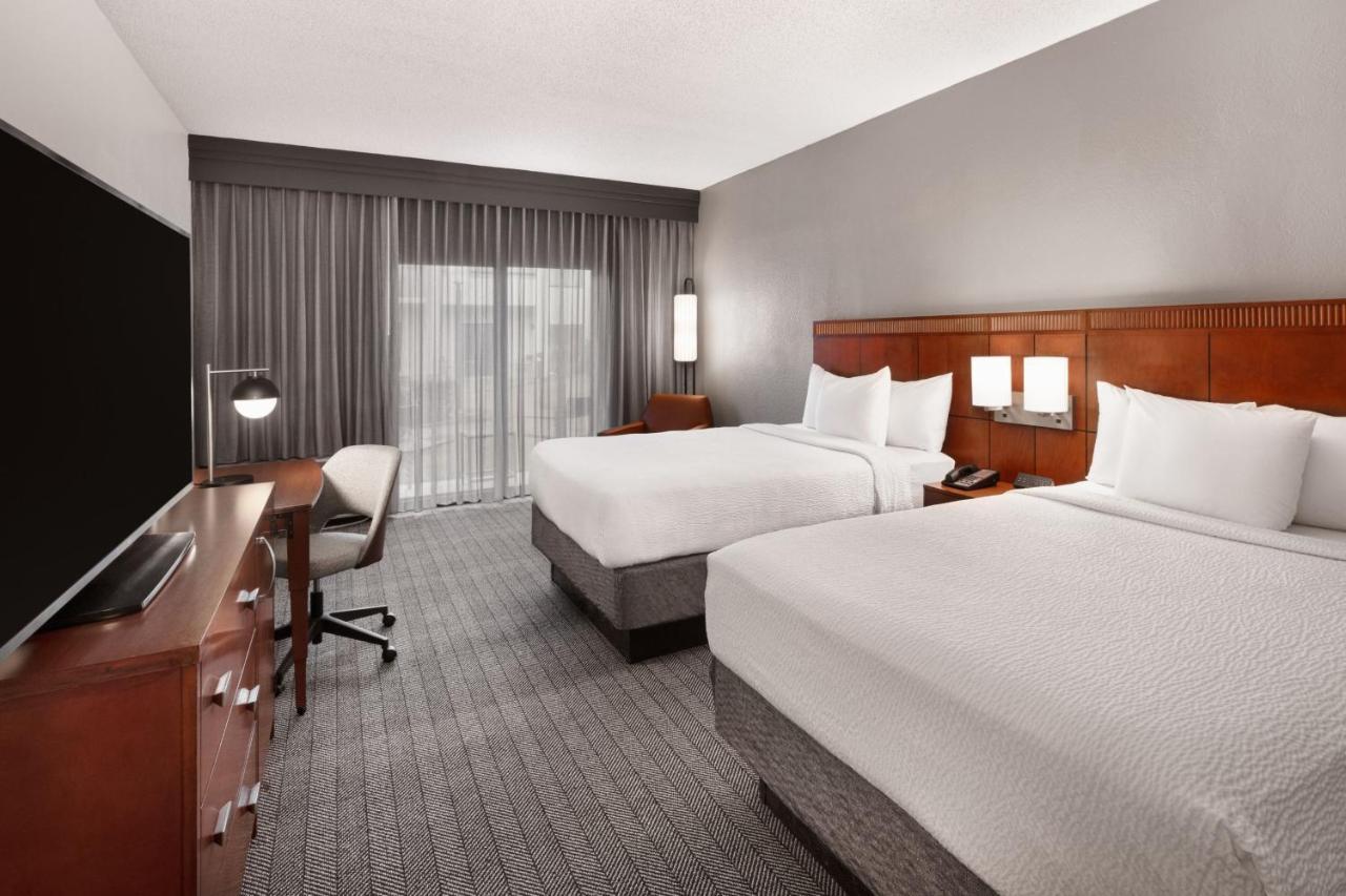 Courtyard By Marriott Memphis Airport Hotel Exterior foto
